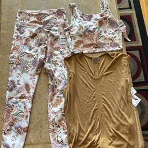 NWT Jessica Simpson small leggings, small tank,and medium sports bra